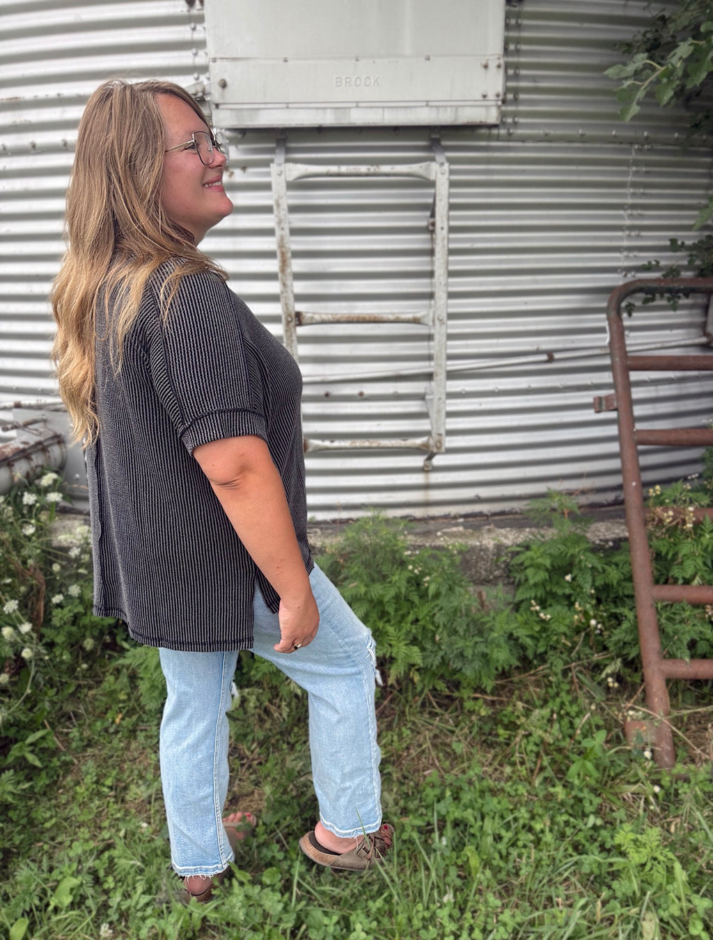 Curvy - Ribbed Cuff Sleeve Top