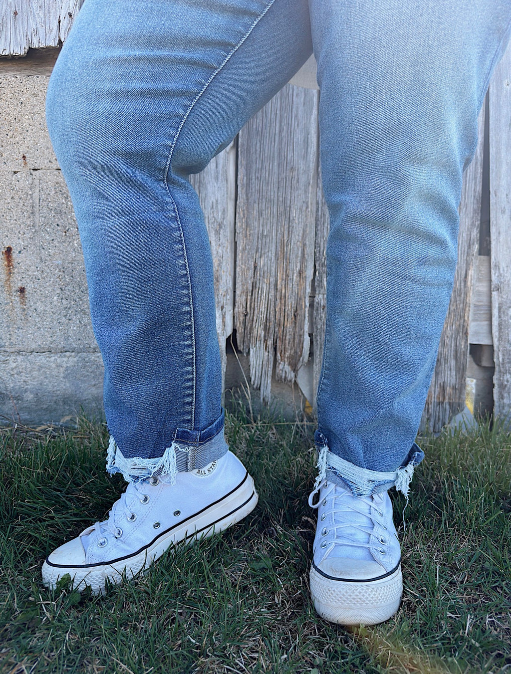 Curvy - High Rise Stretch Jeans