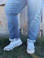 Curvy - High Rise Stretch Jeans