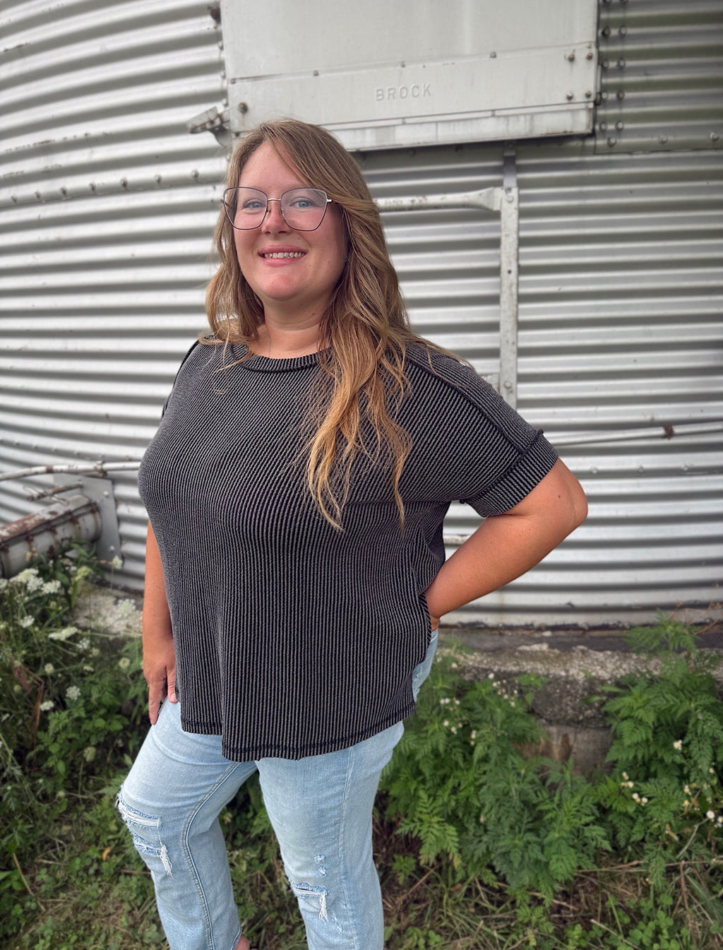 Curvy - Ribbed Cuff Sleeve Top