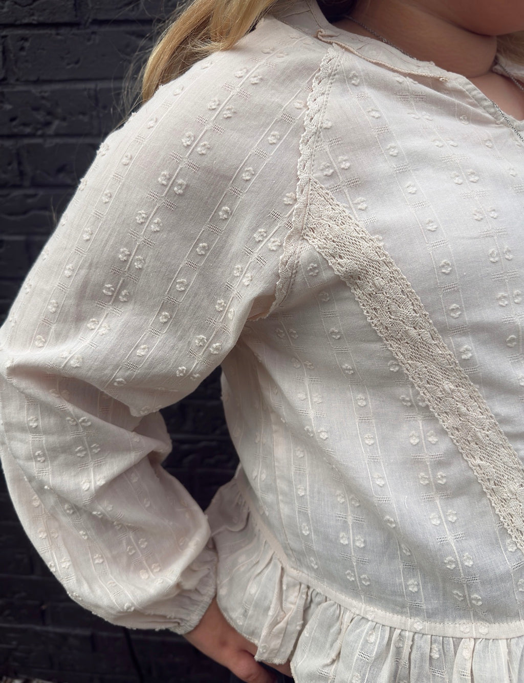 Tween - Sweet Lace Raglan Top