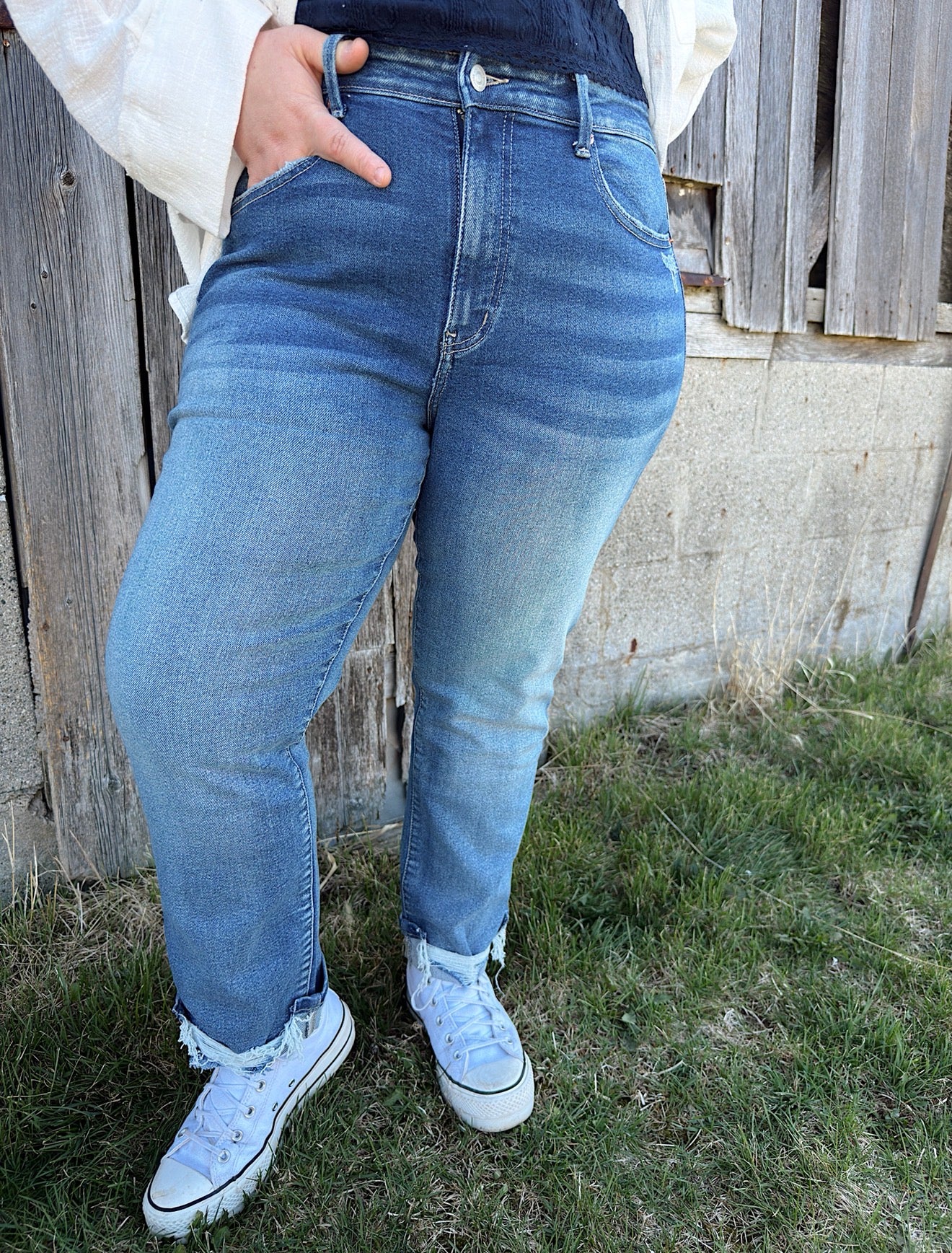 Curvy - High Rise Stretch Jeans