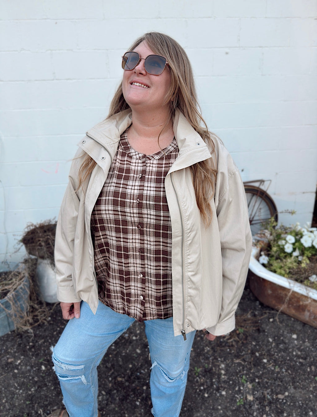 Curvy - Essential Mock Neck Zip-Up