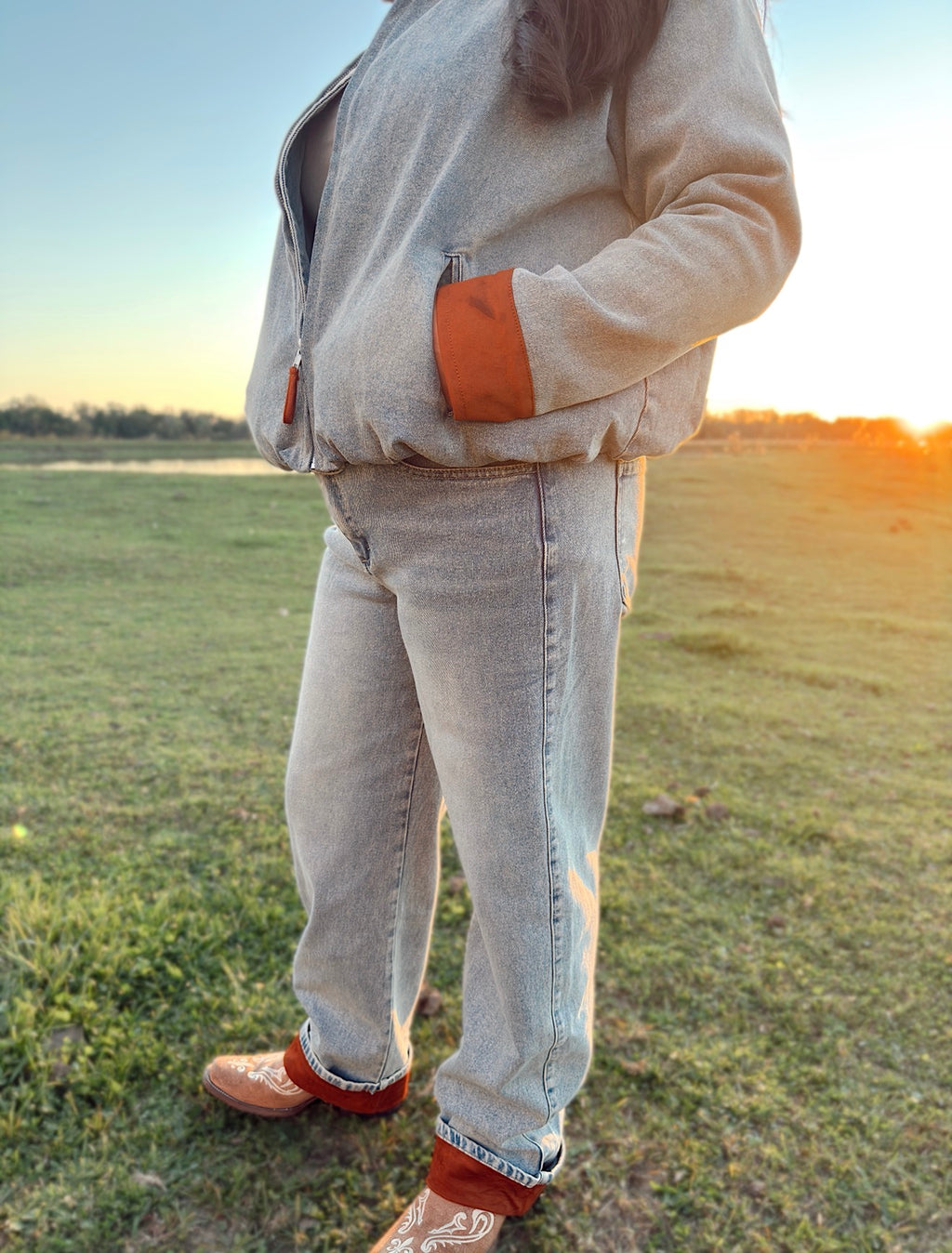 Vintage Contrast Cuffed Jeans