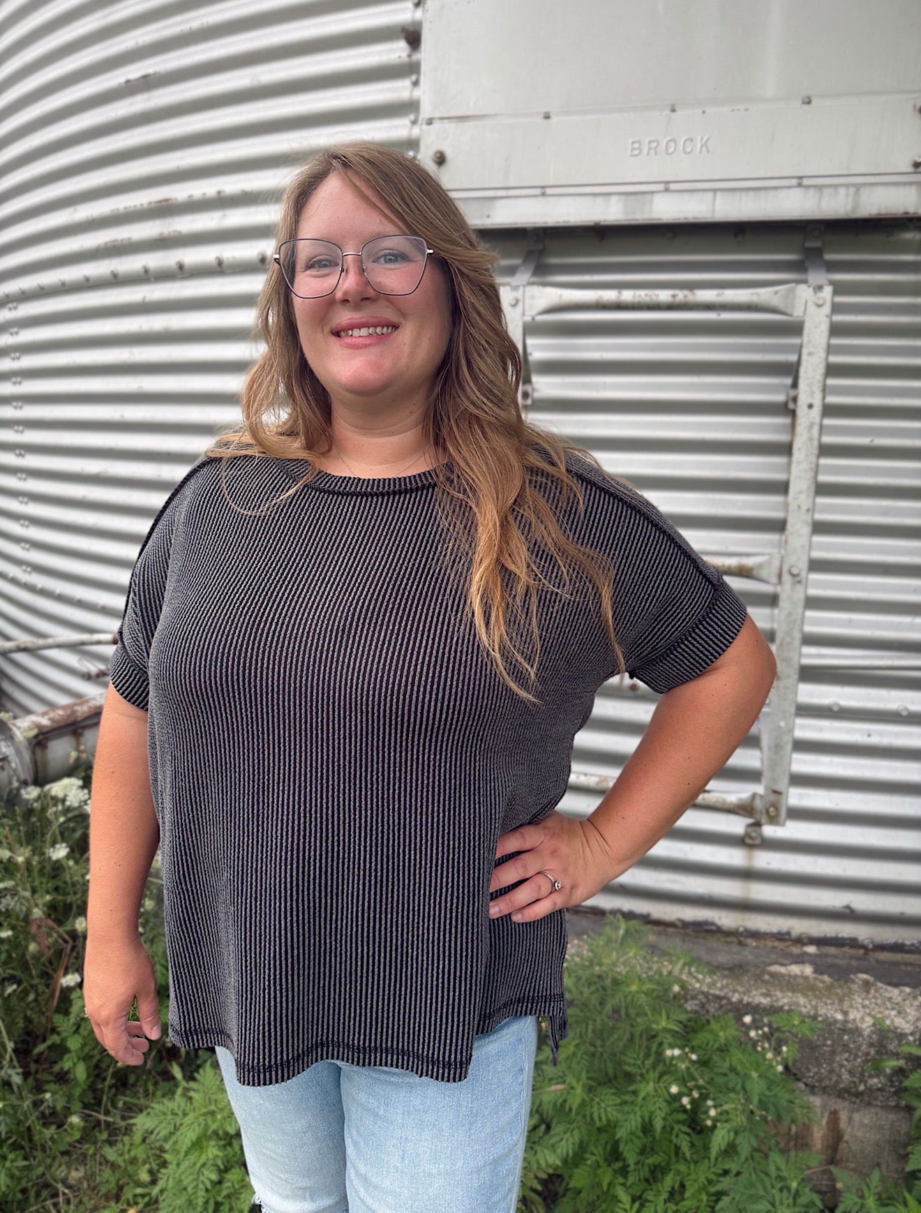 Curvy - Ribbed Cuff Sleeve Top