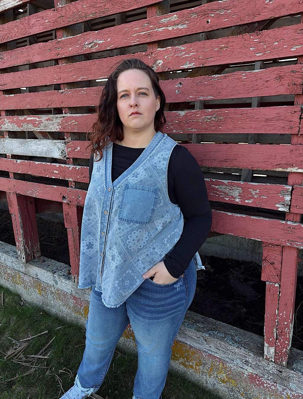 Curvy - Paisley Printed Washed Chambray Top