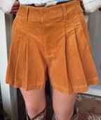 The Antique Pleat Corduroy Shorts