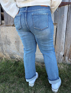 Curvy - High Rise Stretch Jeans