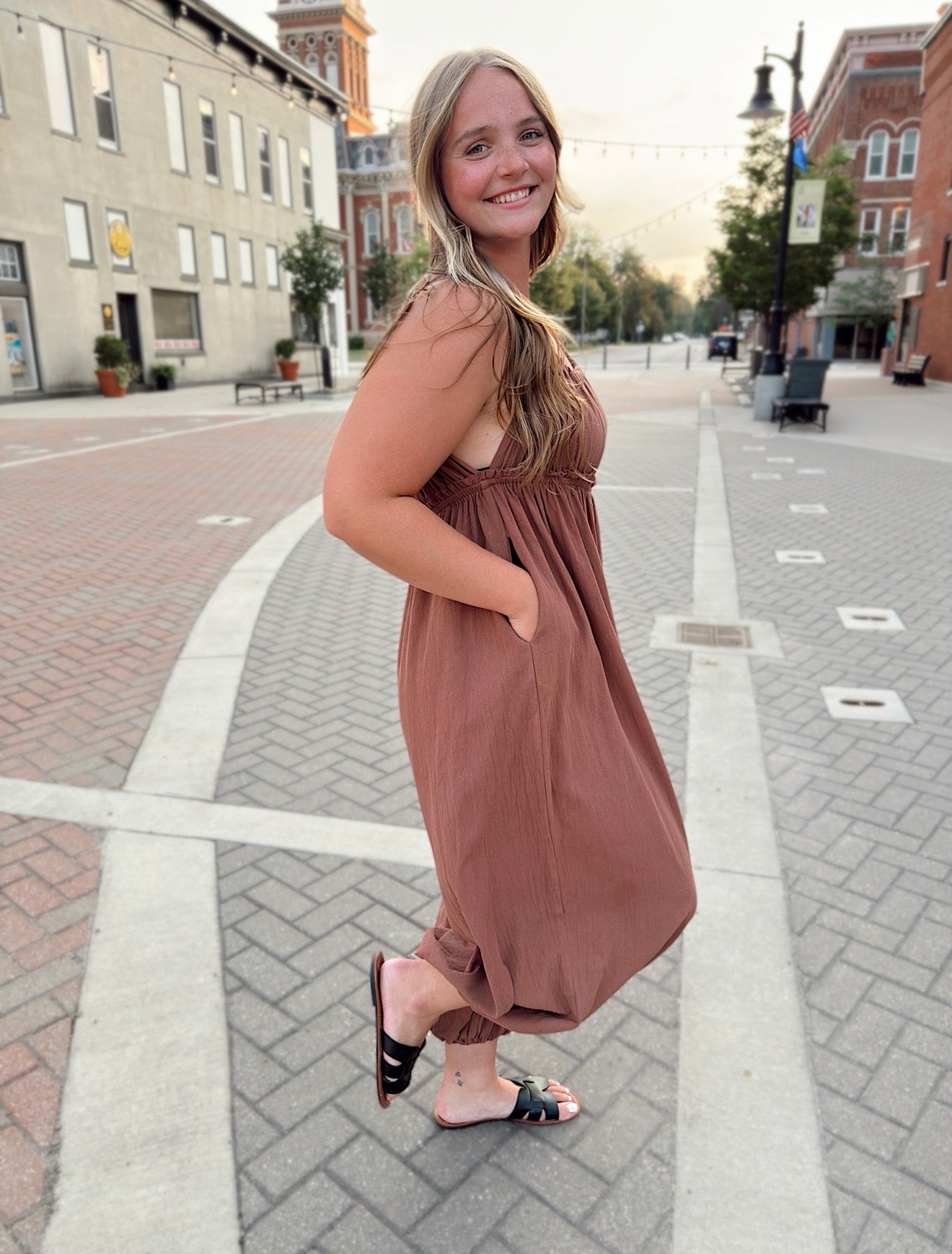 Adjustable Strap Balloon Leg Jumpsuit