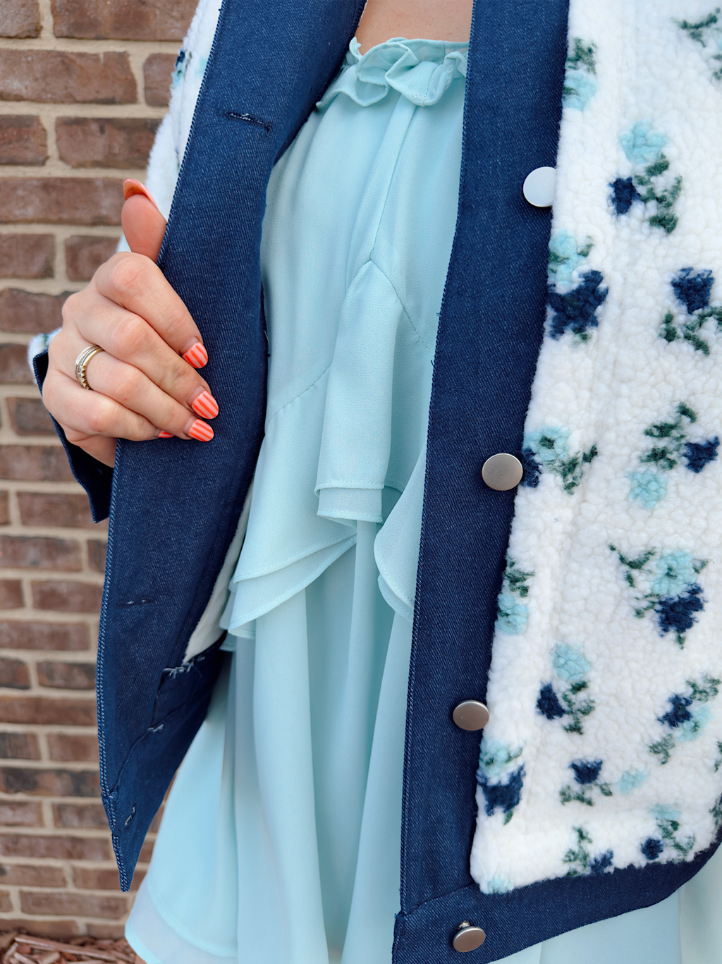 Floral Collared Button-Down Jacket