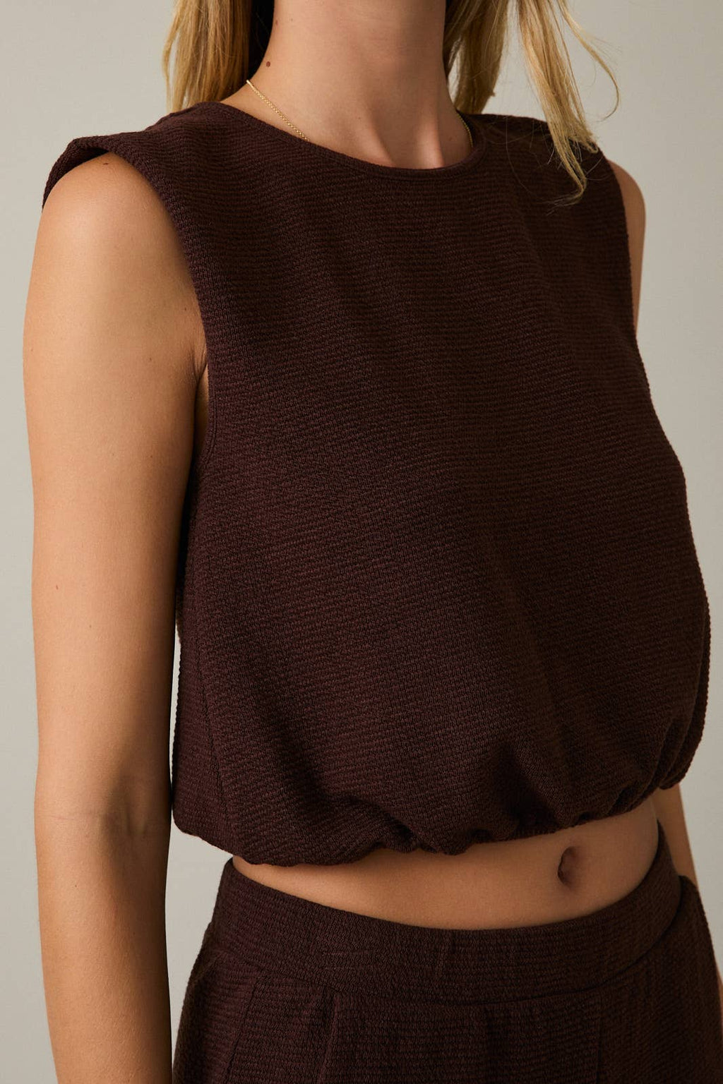 Bubble Hem Sleeveless Top & Jogger Set